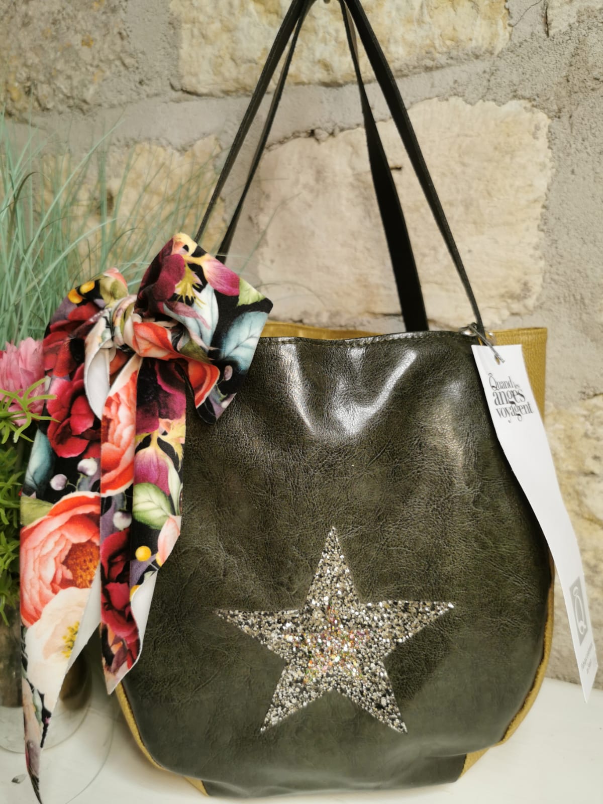 Sac baluchon en simili & gros nœud – Image 15