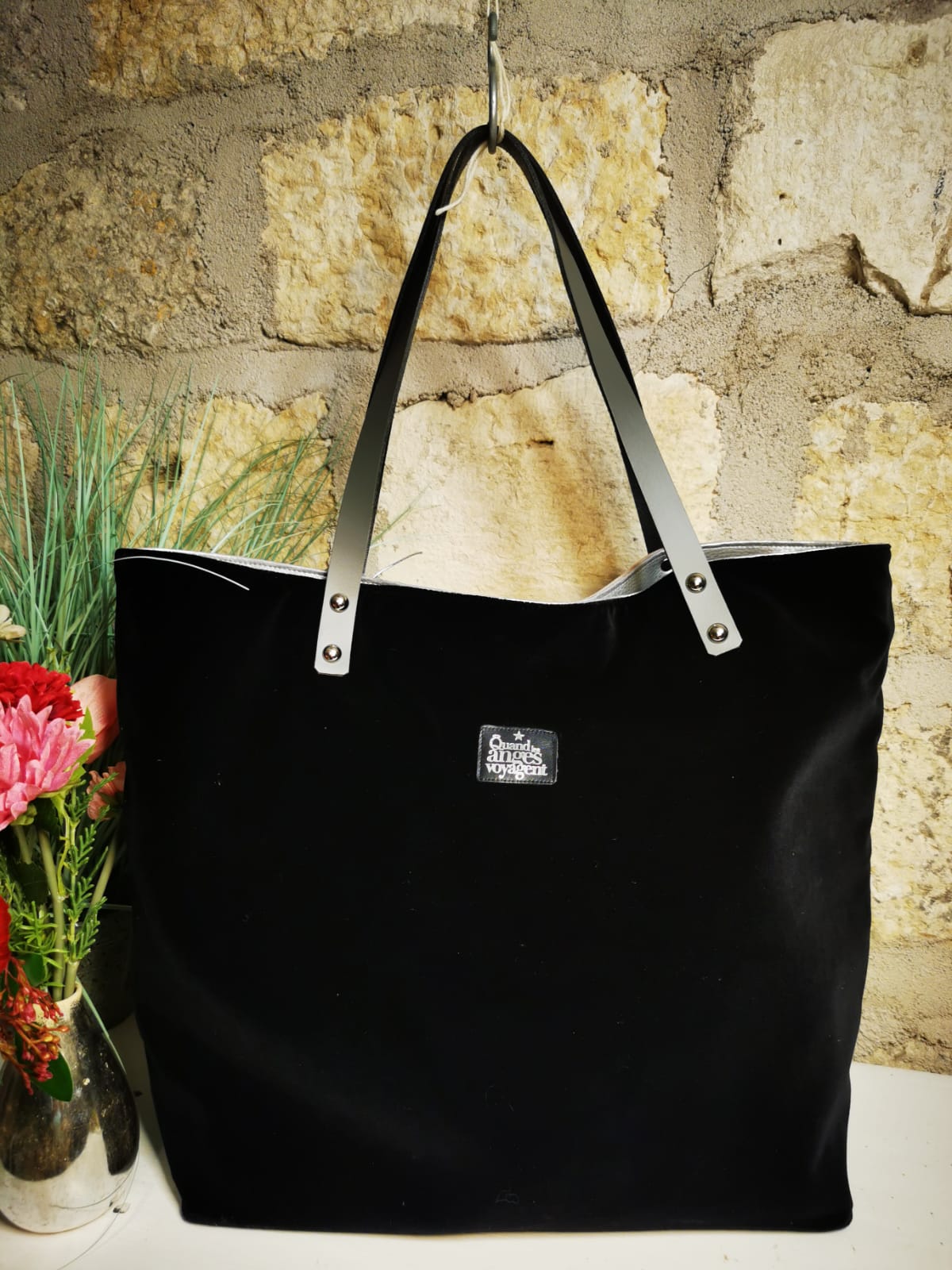 Sac cabas ailes sequins en velours – Image 6