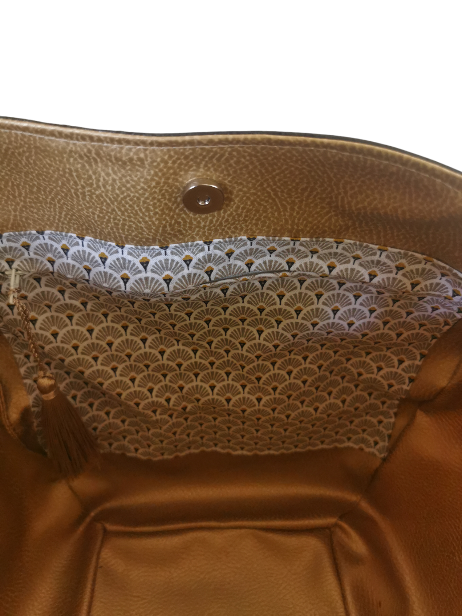 Sac baluchon en simili & gros nœud – Image 8